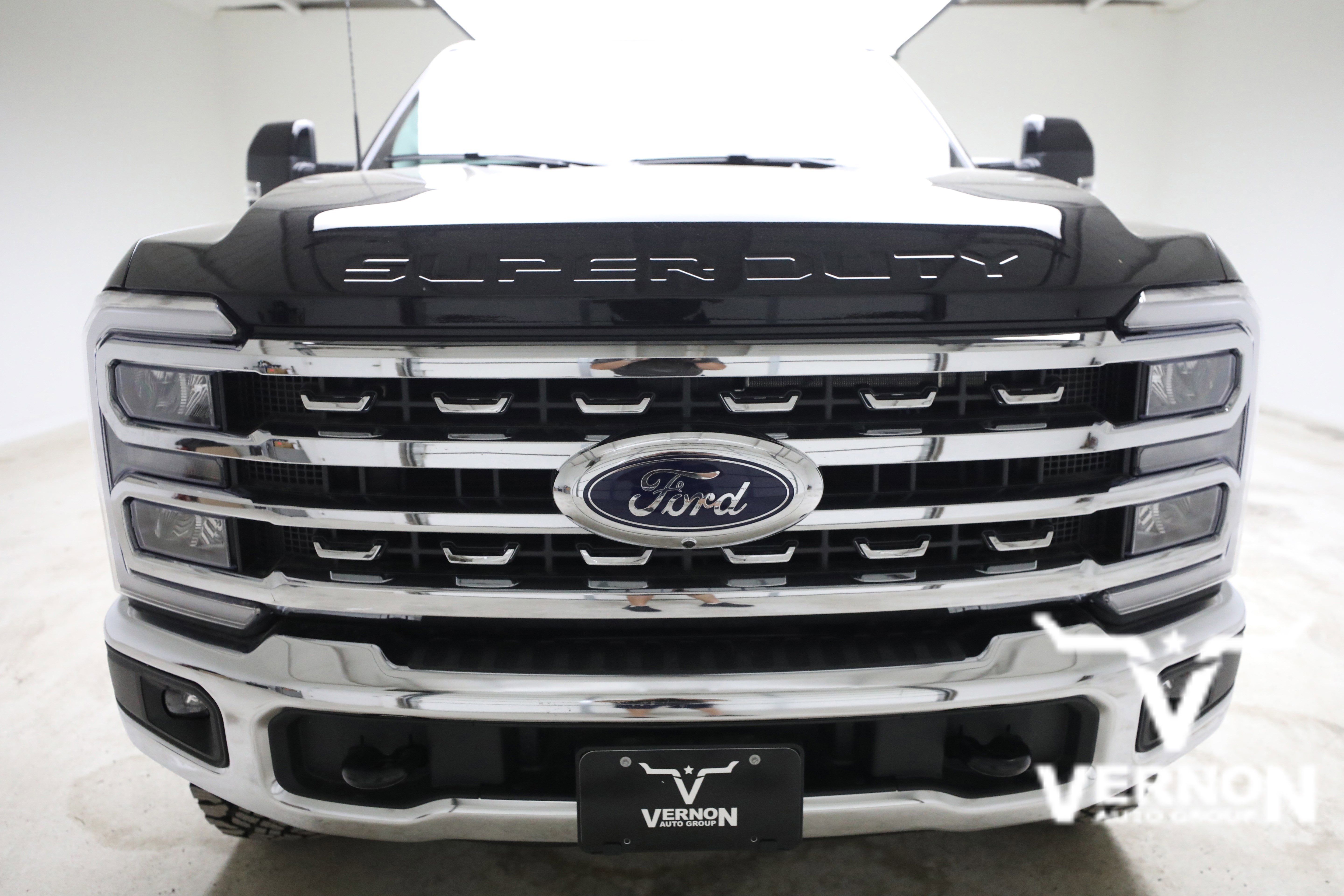 New 2026 Agate Black Metallic Ford  image 8