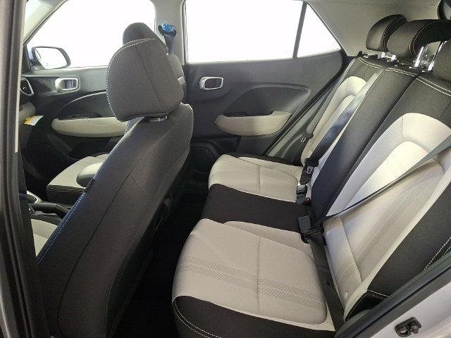 2026 Hyundai Venue SEL - Photo 8