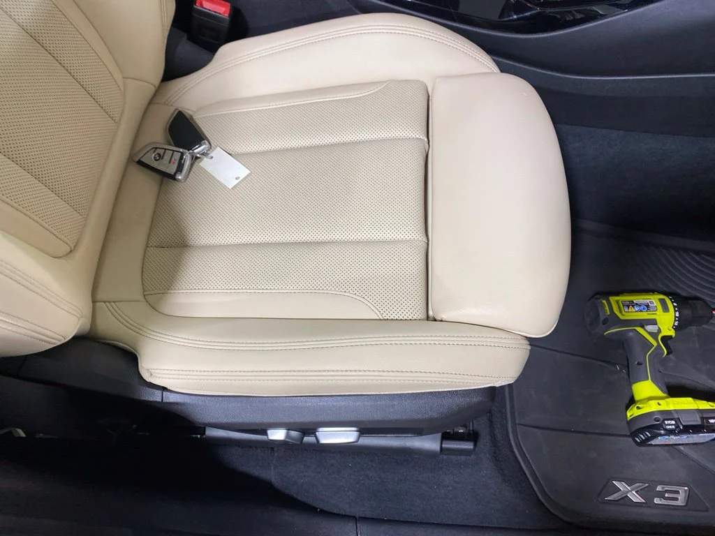 Used 2023 Alpine White BMW xDrive30i image 10