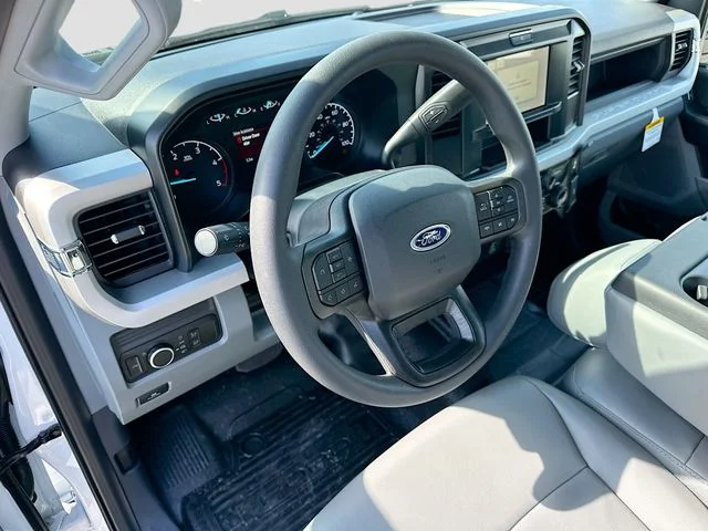 New 2026 Oxford White Ford XL image 6