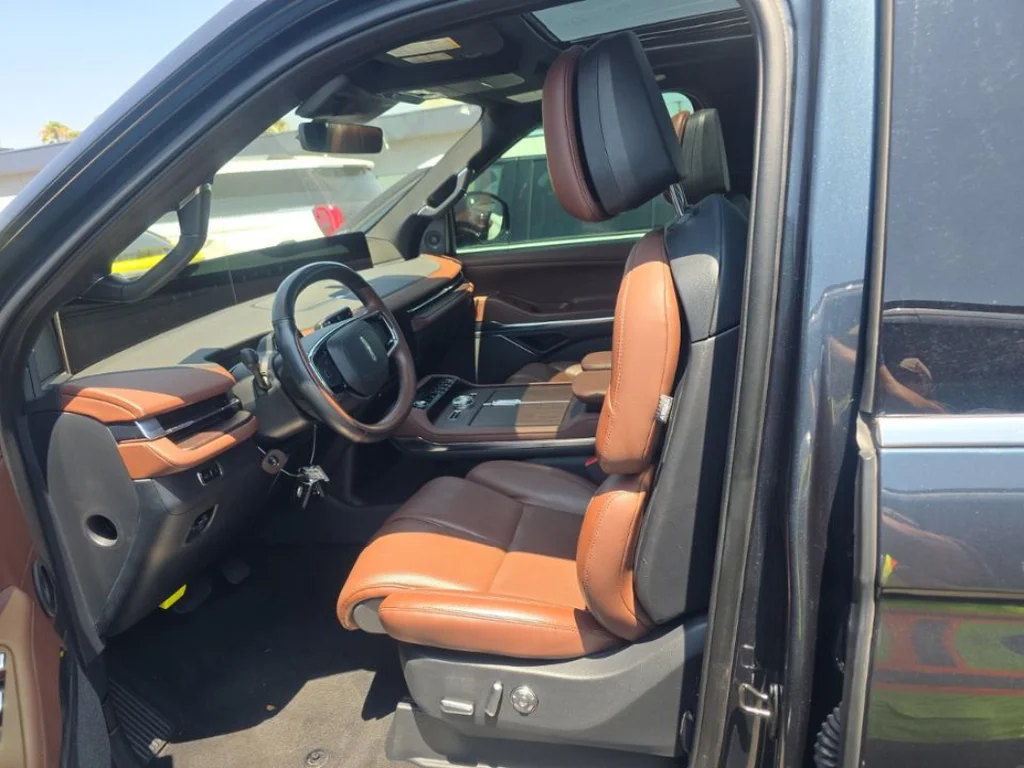 Pre-Owned 2025 Lincoln Navigator L Reserve 4D Sport Utility in