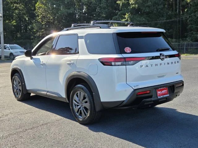 New 2026 Everest White Pearl TriCoat Nissan SV image 3