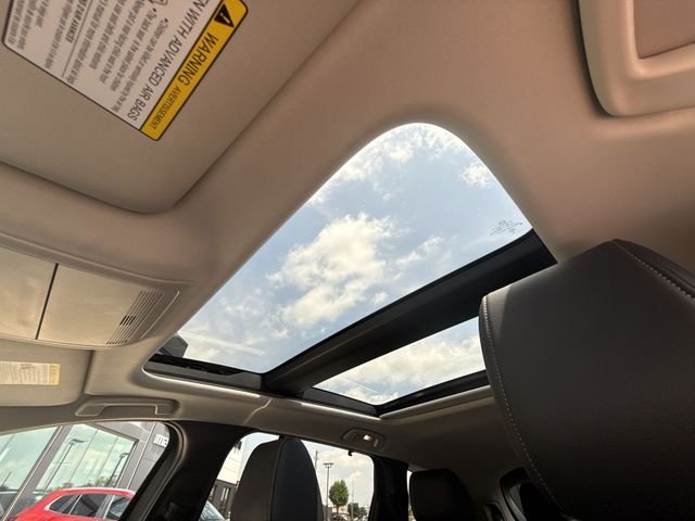 Used 2024 Silver Mazda Premium image 21