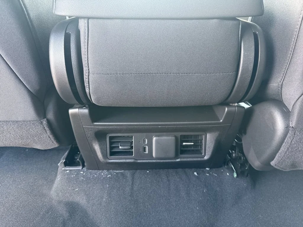 New 2026 Summit White GMC SLE image 21