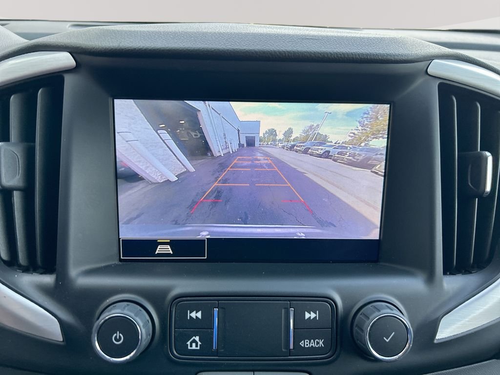 Used 2024 Gray GMC SLT image 19