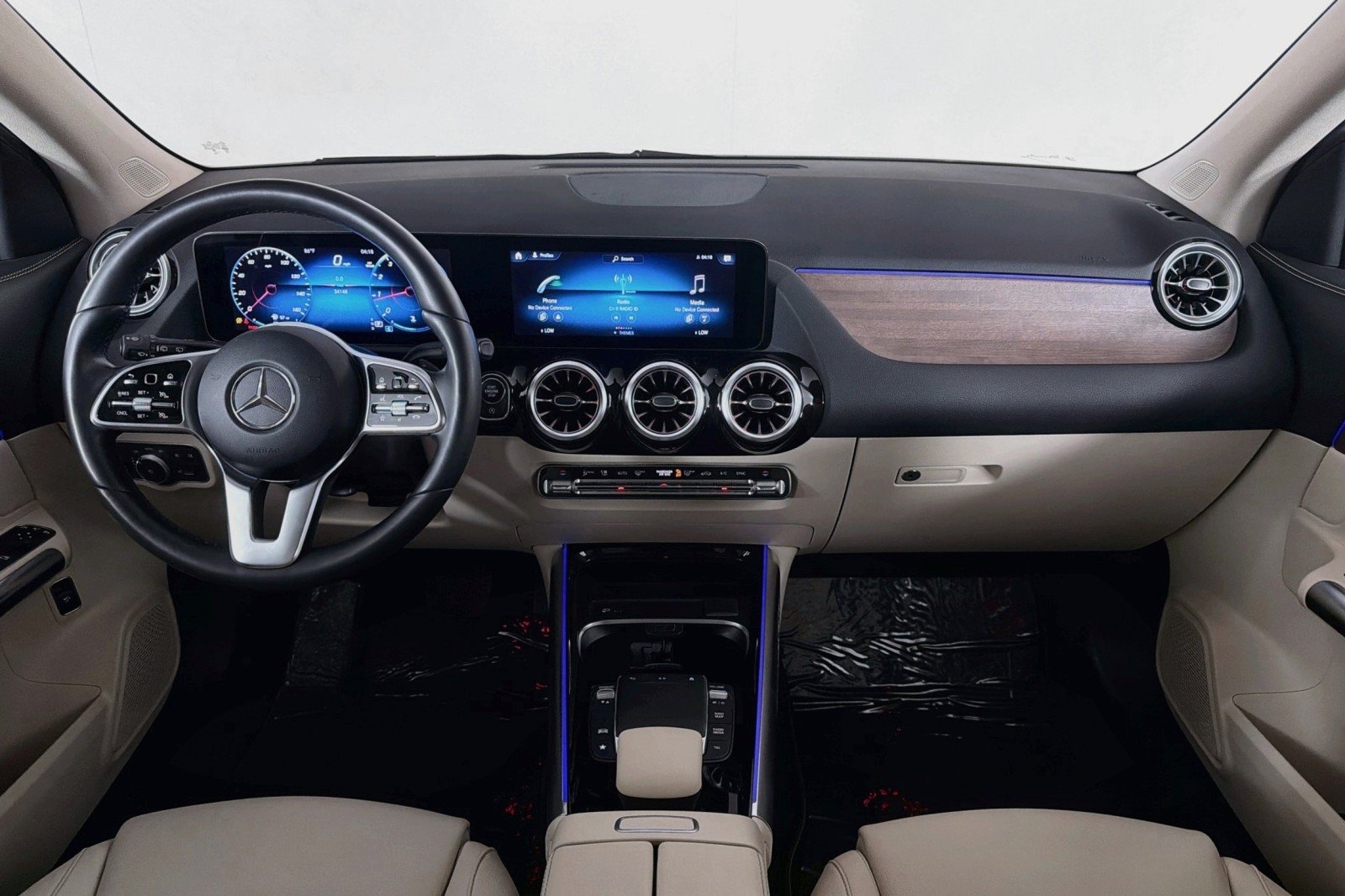 Used 2023 Polar White Mercedes-Benz 250 image 5