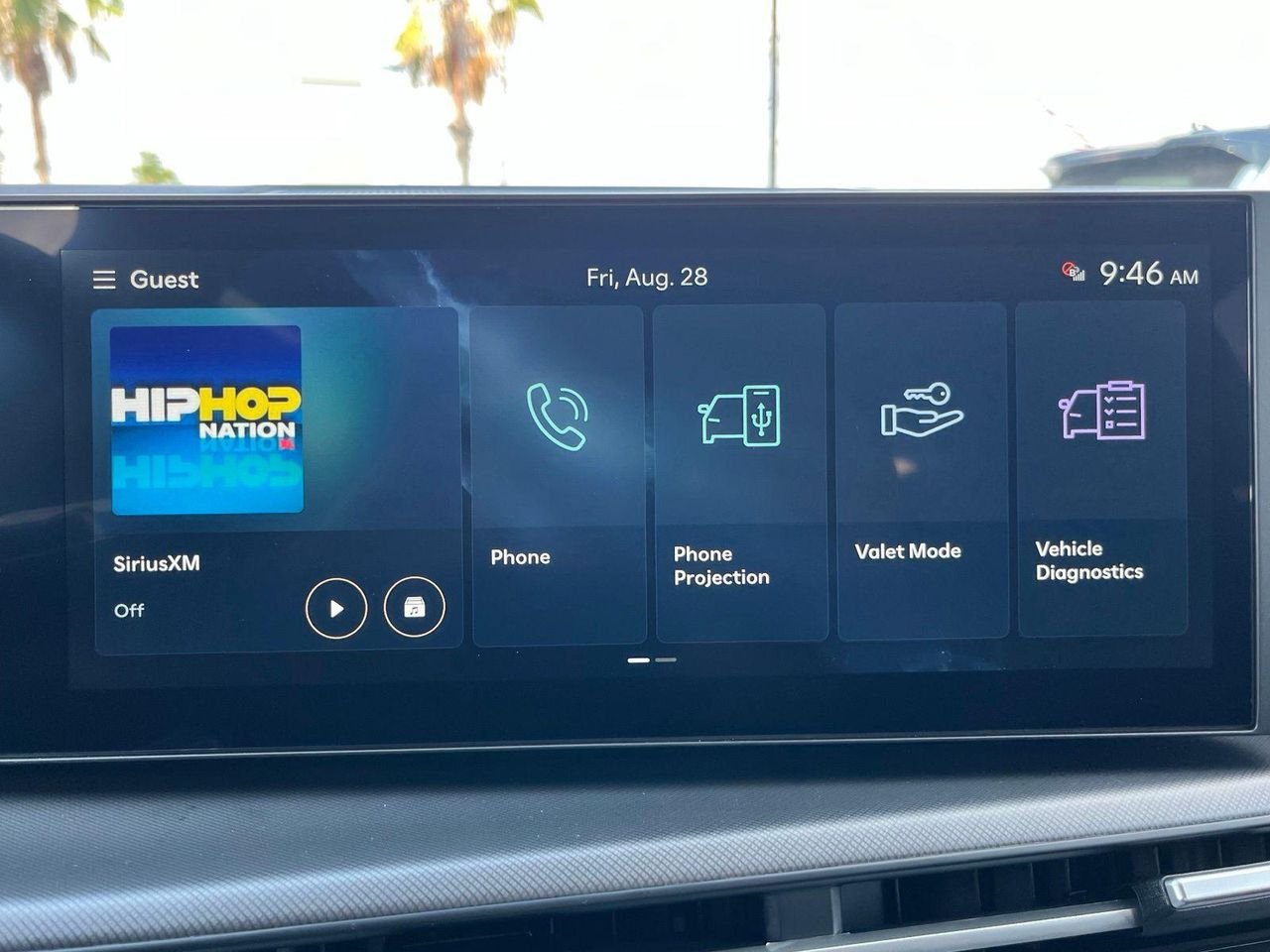 New 2027 Gray Hyundai SE FWD image 10