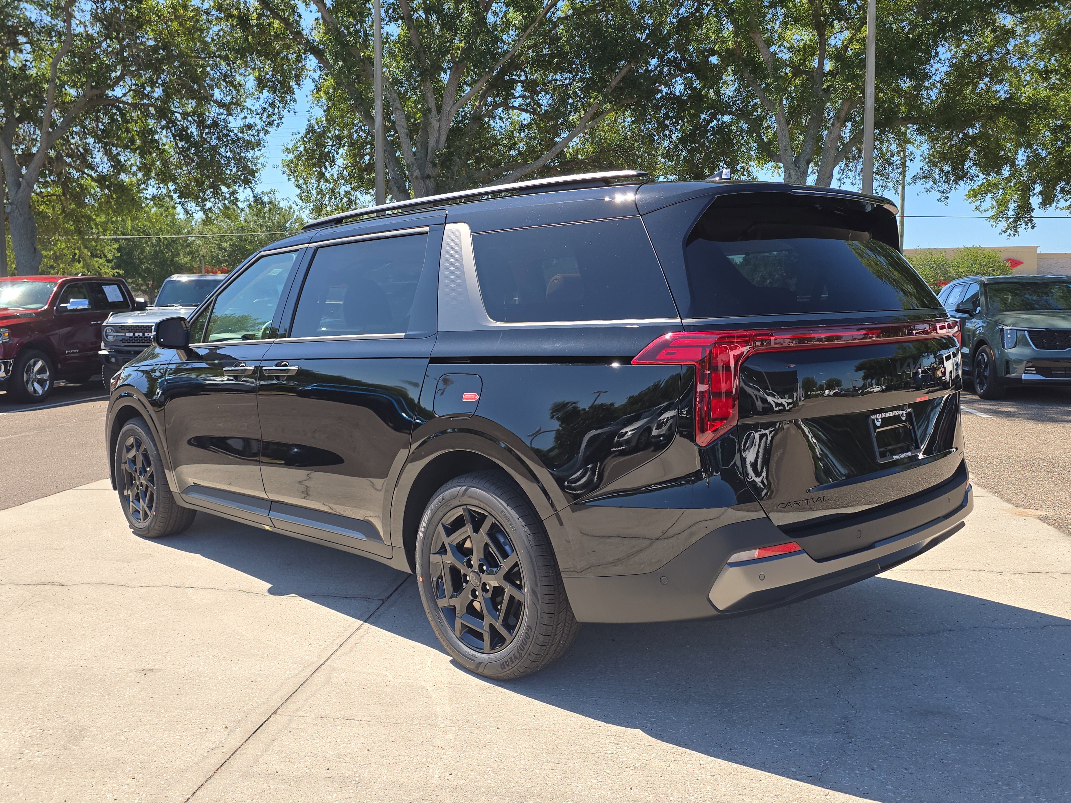 New 2026 Aurora Black Pearl Kia SX image 6