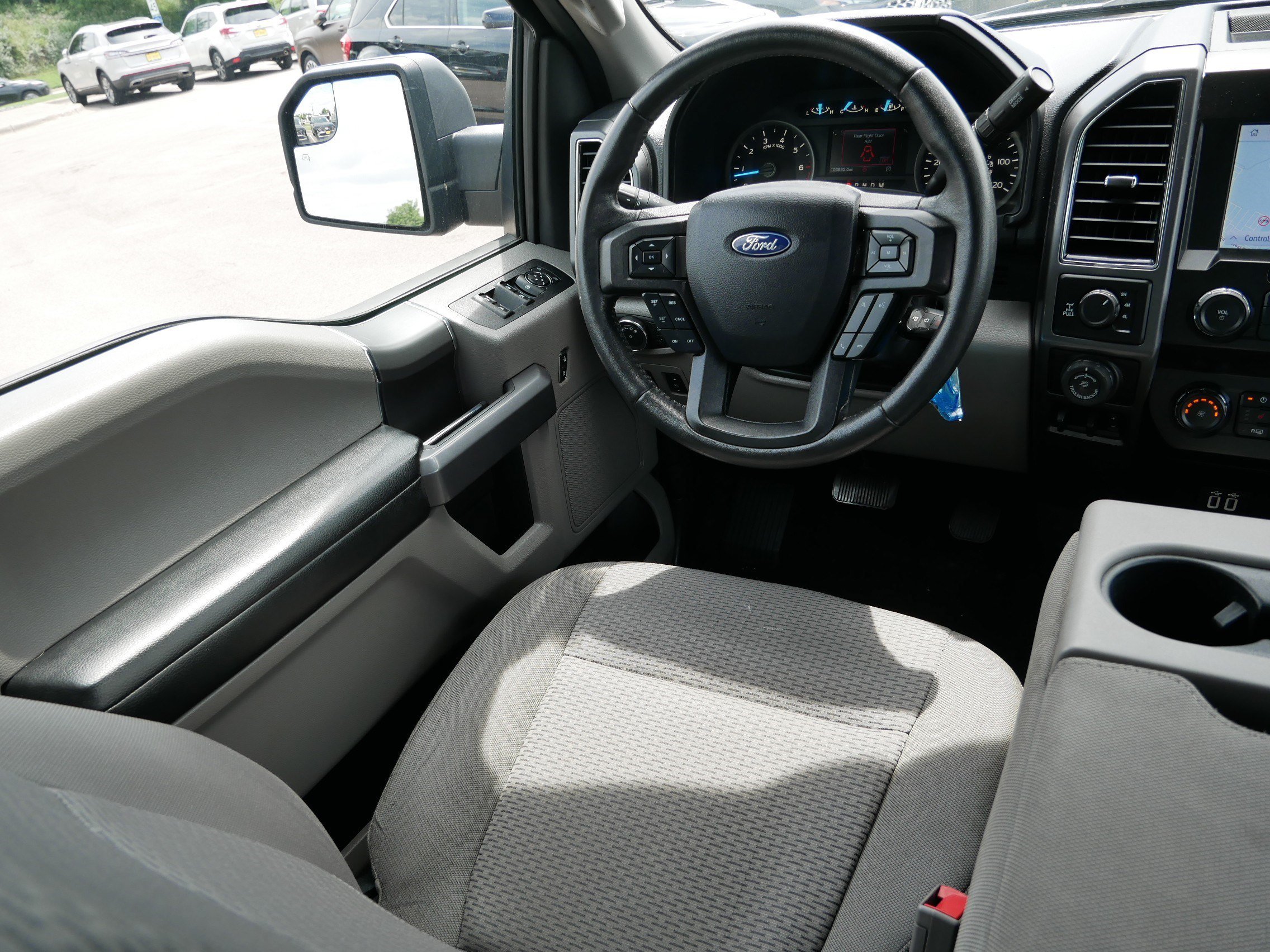 2020 Ford F-150 XLT - Photo 9