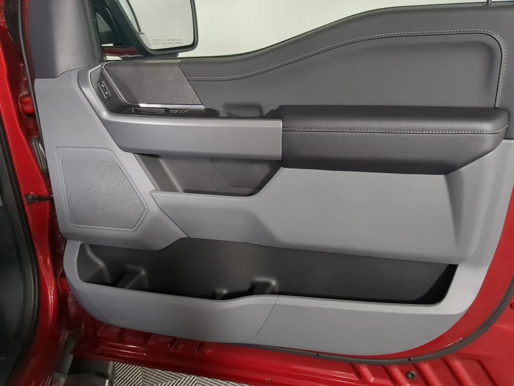 Used 2025 Red Ford XLT image 20