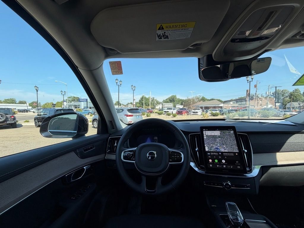 2026 Volvo XC90 Plus - Photo 11