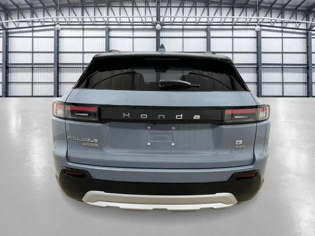 New 2026 Sonic Gray Pearl Honda Touring image 4