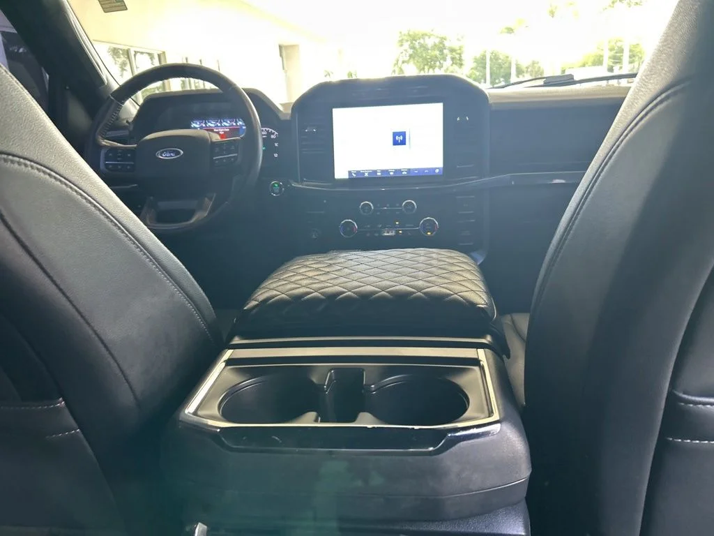 Used 2022 Silver Ford XLT image 33