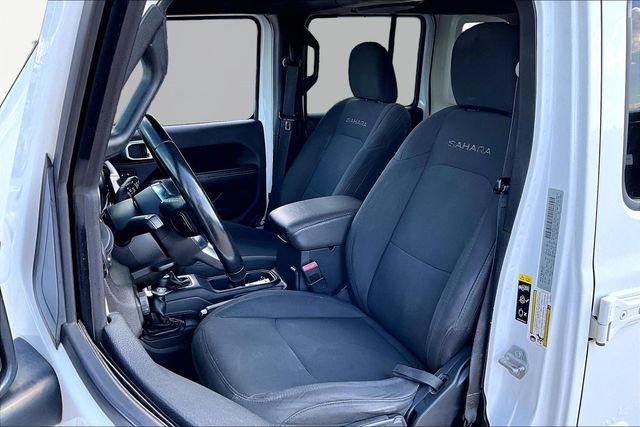 Used 2020 White Jeep Unlimited Sahara image 27