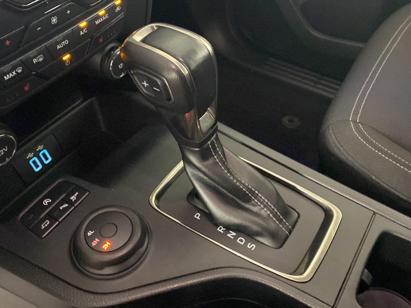 Used 2019 Magnetic Ford XLT image 15