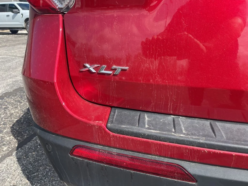 Used 2023 Red Ford XLT image 6