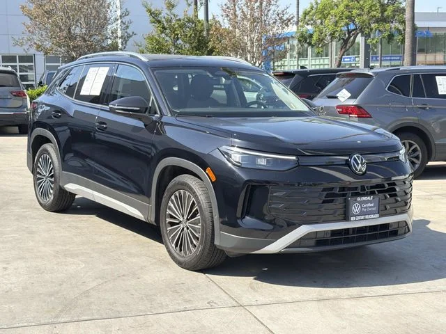 Black 2026 Volkswagen Tiguan SUV / Crossover Front-Wheel Drive 
