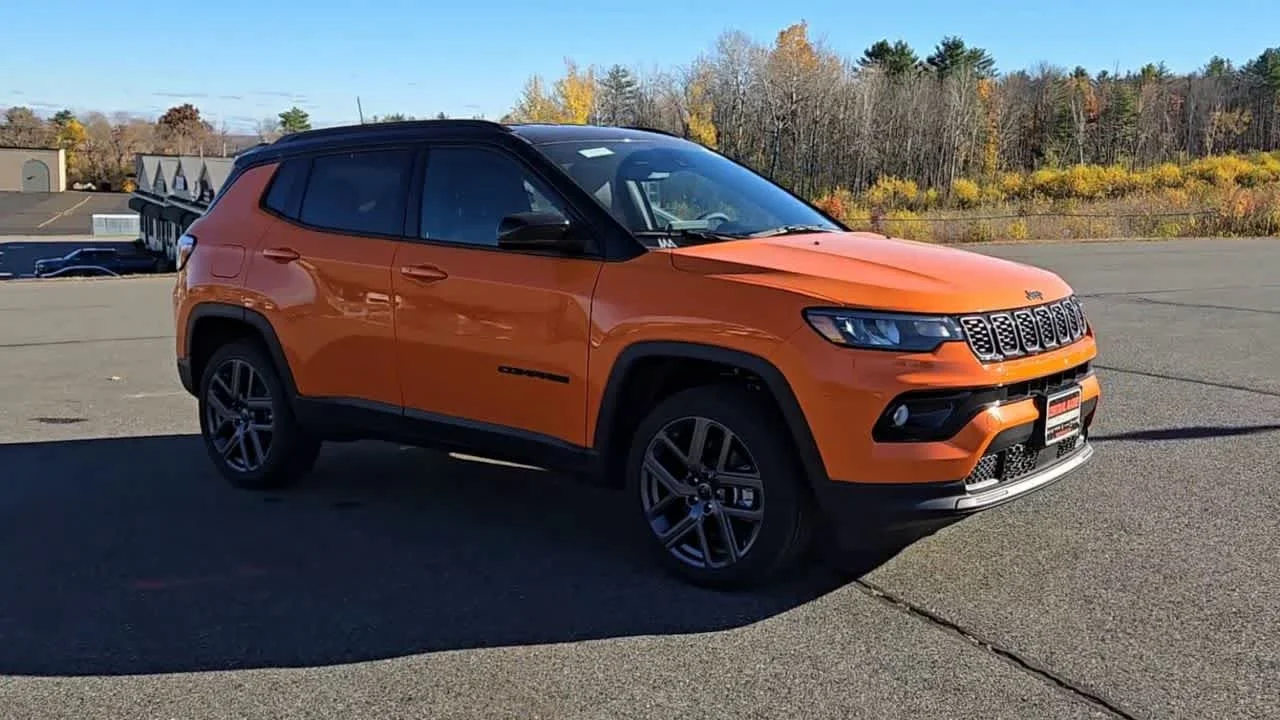 Used 2026 Joose Jeep Limited Altitude image 2