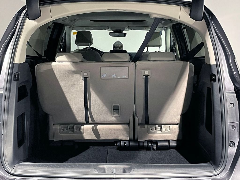 Used 2026 Gray Honda EX-L  - Wheelchair Accessible image 8
