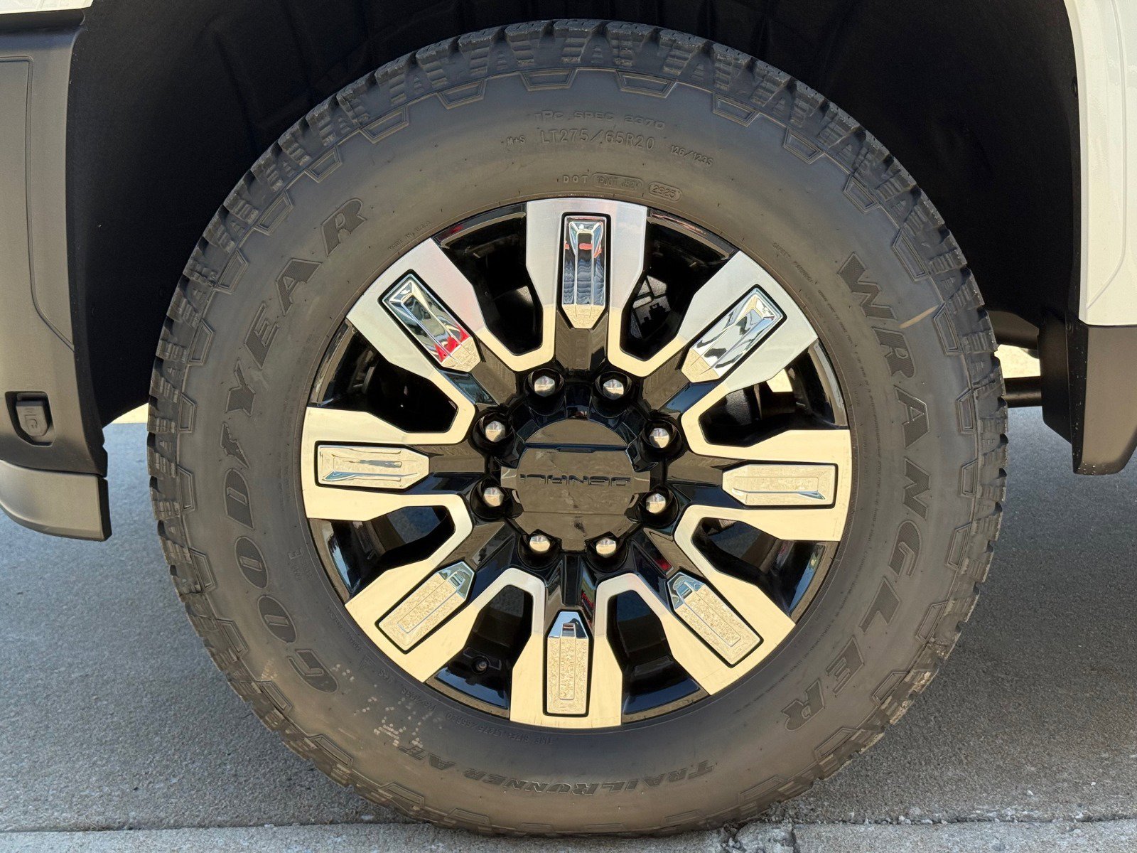 2026 GMC Sierra 2500HD Denali - Photo 8