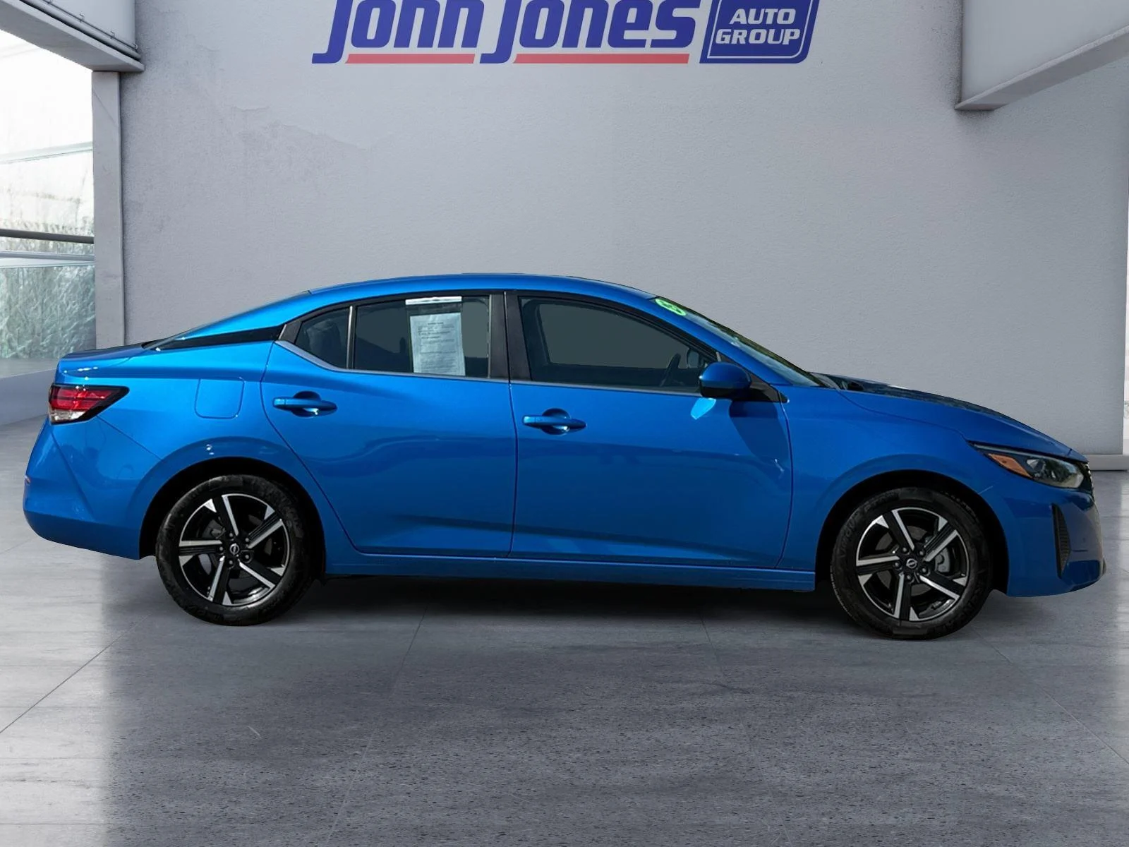 2025 Nissan Sentra SV - Photo 6