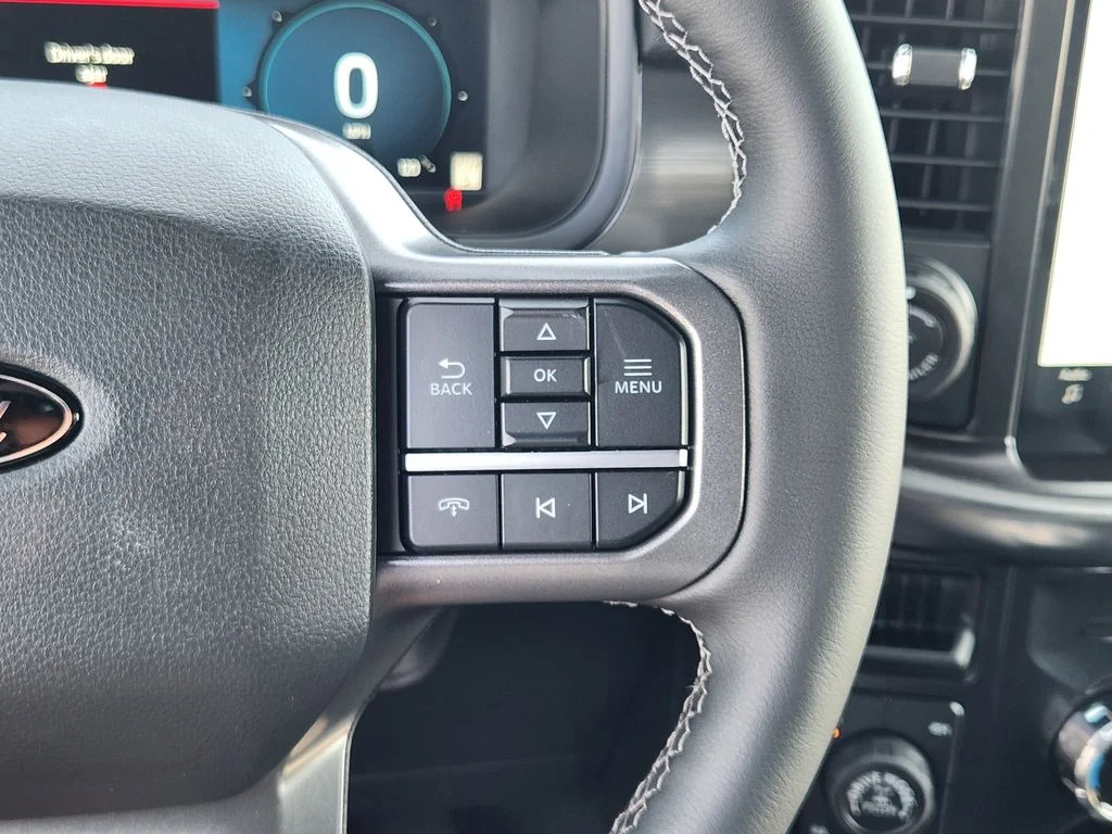 New 2026 Iconic Silver Metallic Ford Lariat® image 28