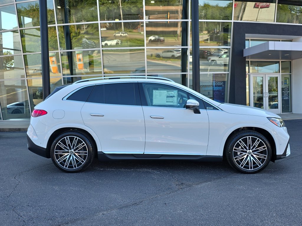 New 2027 Polar White Mercedes-Benz 320+ SUV image 6