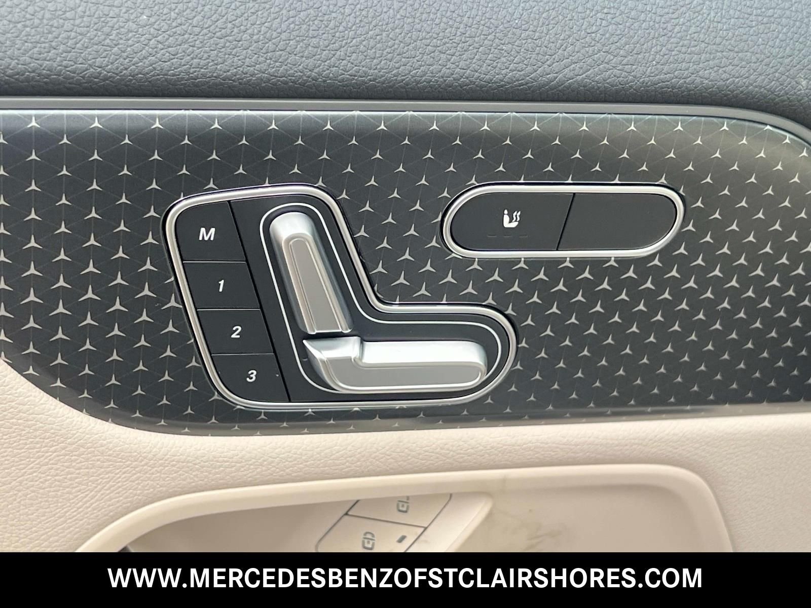New 2026 Mountain Grey Metallic Mercedes-Benz GLA 250 image 15