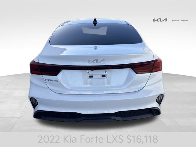 Certified Used 2022 Snow White Pearl Kia LXS image 7