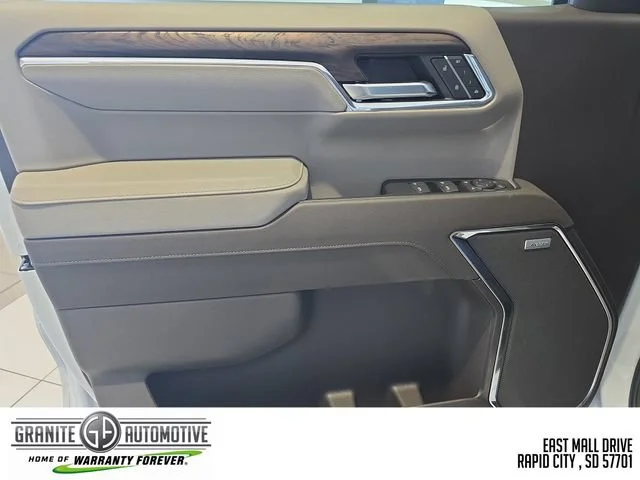 2026 GMC Sierra 1500 SLT - Photo 10
