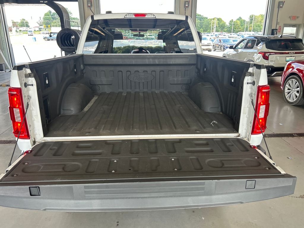 Used 2023 White Ford XLT image 9