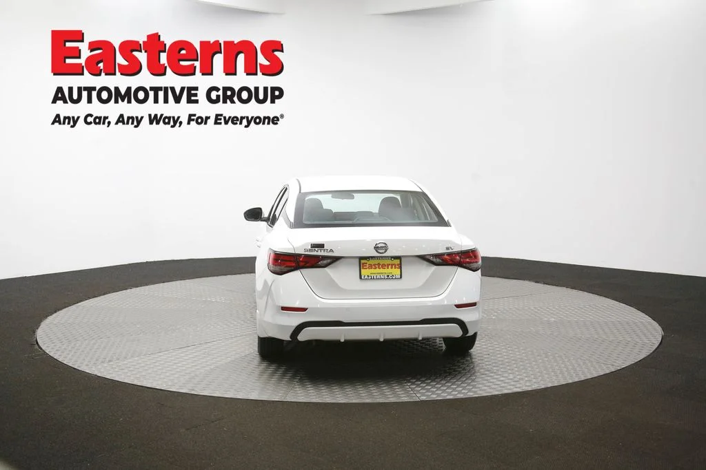 Used 2021 White Nissan SV image 33