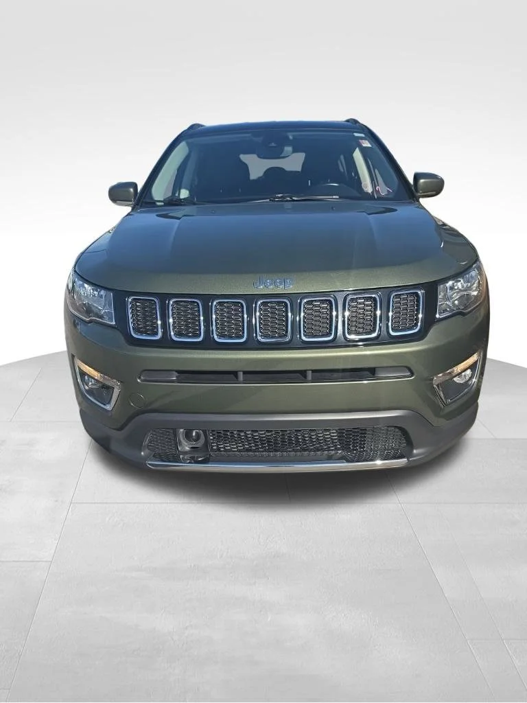 Certified Used 2021 Olive Green Pearlcoat Jeep Limited image 4