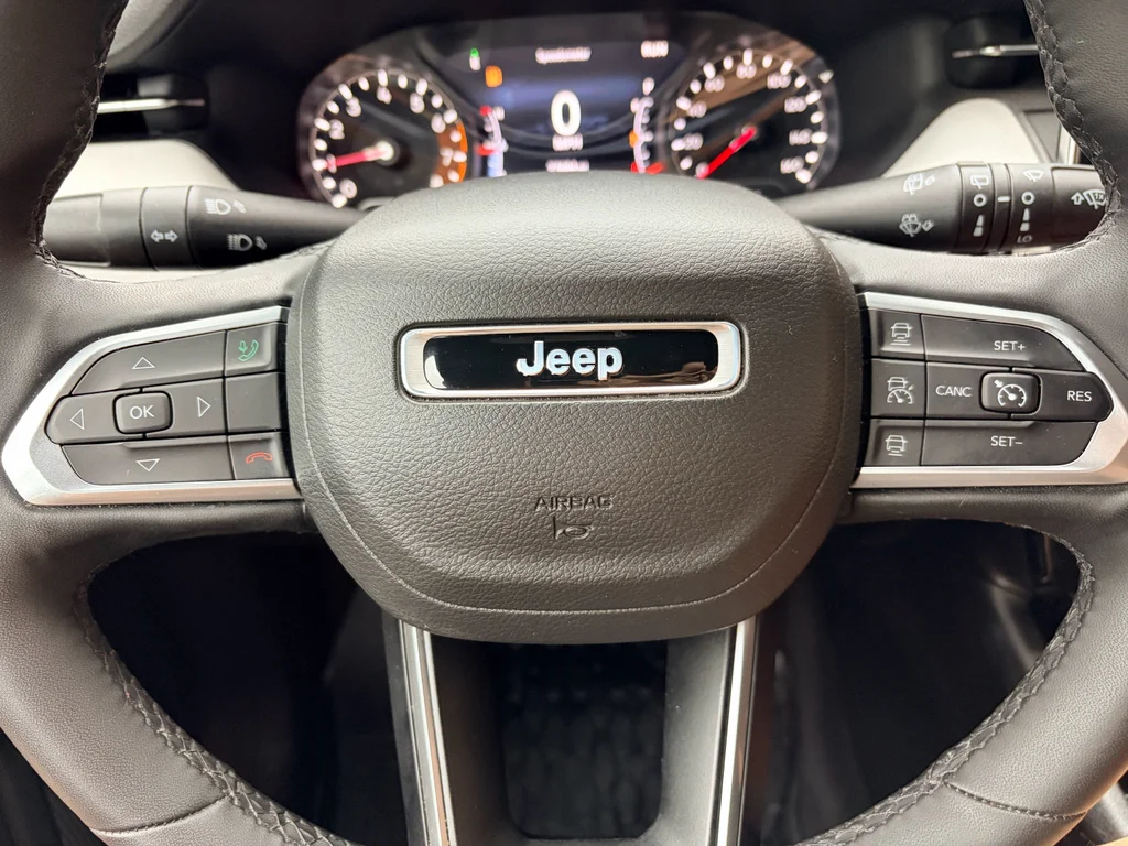 Used 2023 Bright White Clearcoat Jeep Limited image 14