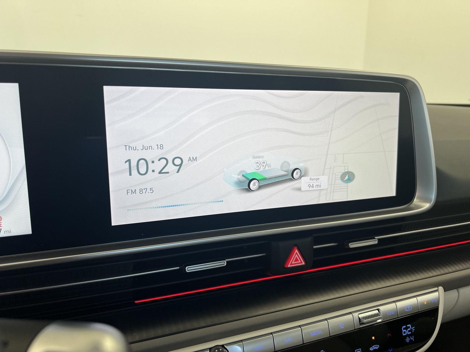 2025 Hyundai IONIQ 6 Limited - Photo 16