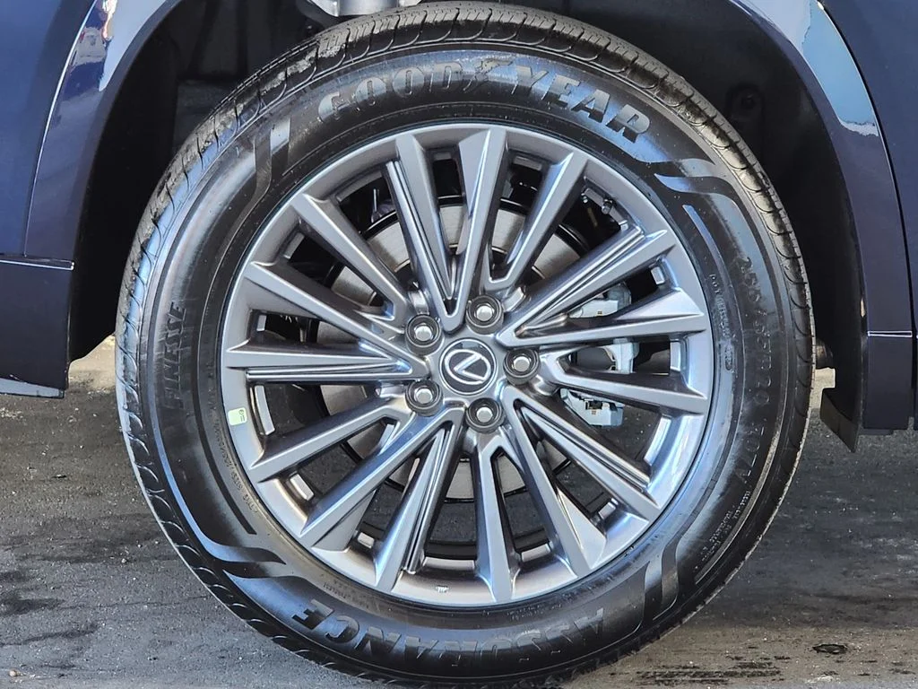 New 2026  Lexus 350 image 4