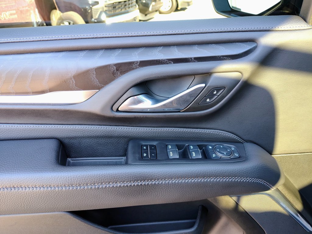 Used 2024 Onyx Black GMC Denali image 22
