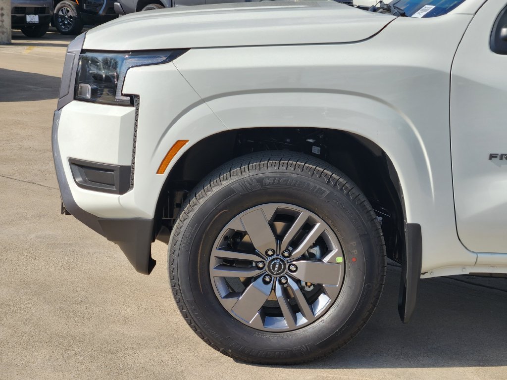 New 2027 White Nissan SV image 6