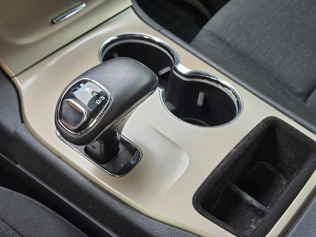 Used 2014 Red Jeep Laredo image 29