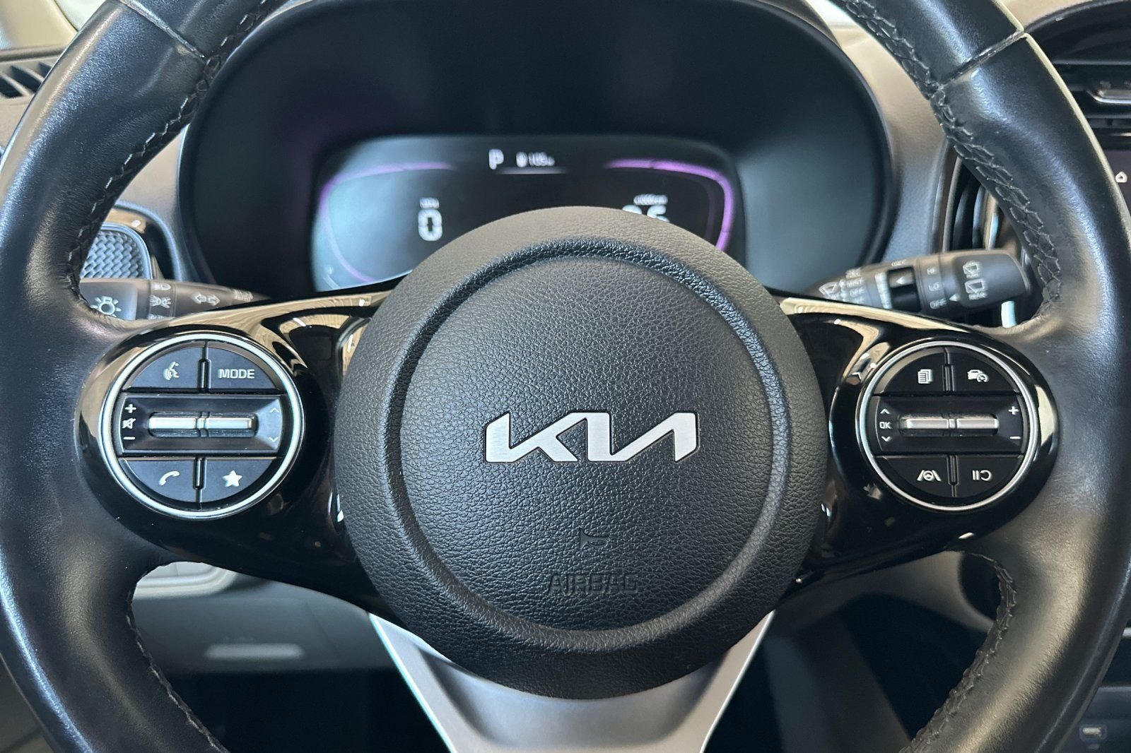 Used 2023 Green Kia EX image 24
