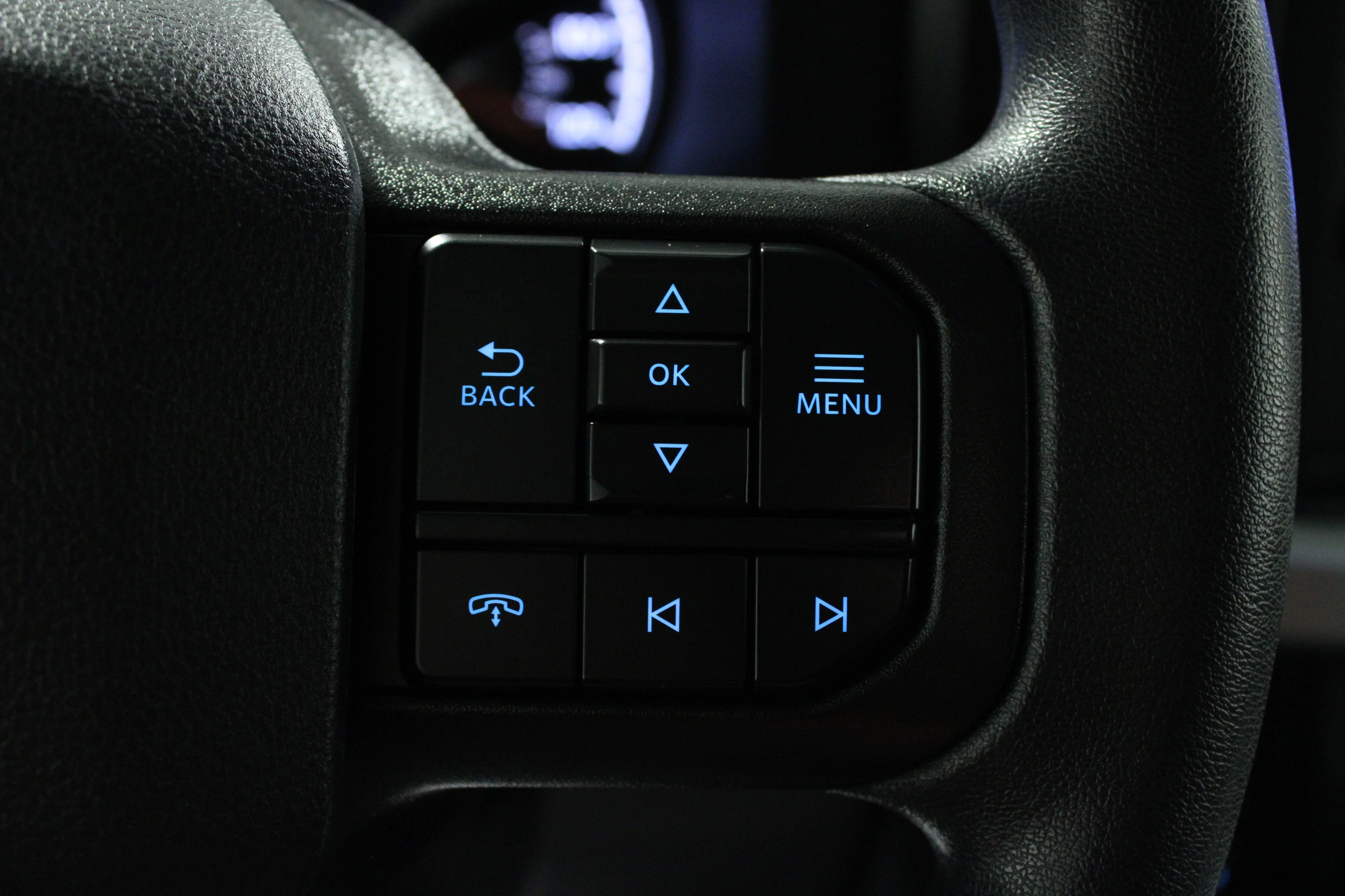Used 2026 Oxford White Ford XLT image 21