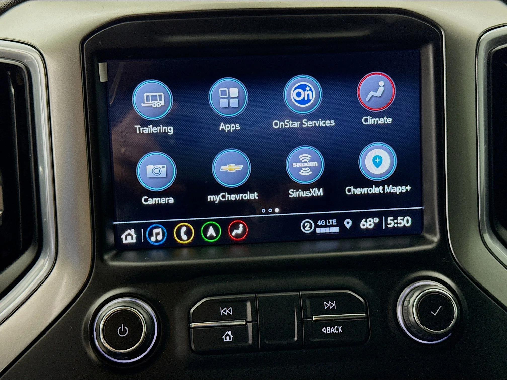 Used 2021 IRIDESCENT PEARL TRICOAT Chevrolet LTZ image 17