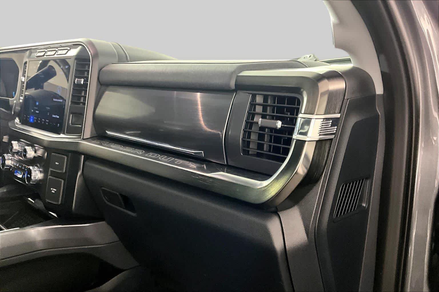 Used 2023 Carbonized Gray Ford LARIAT image 17