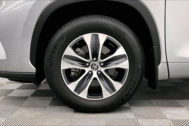 2024 Toyota Highlander XLE - Photo 10