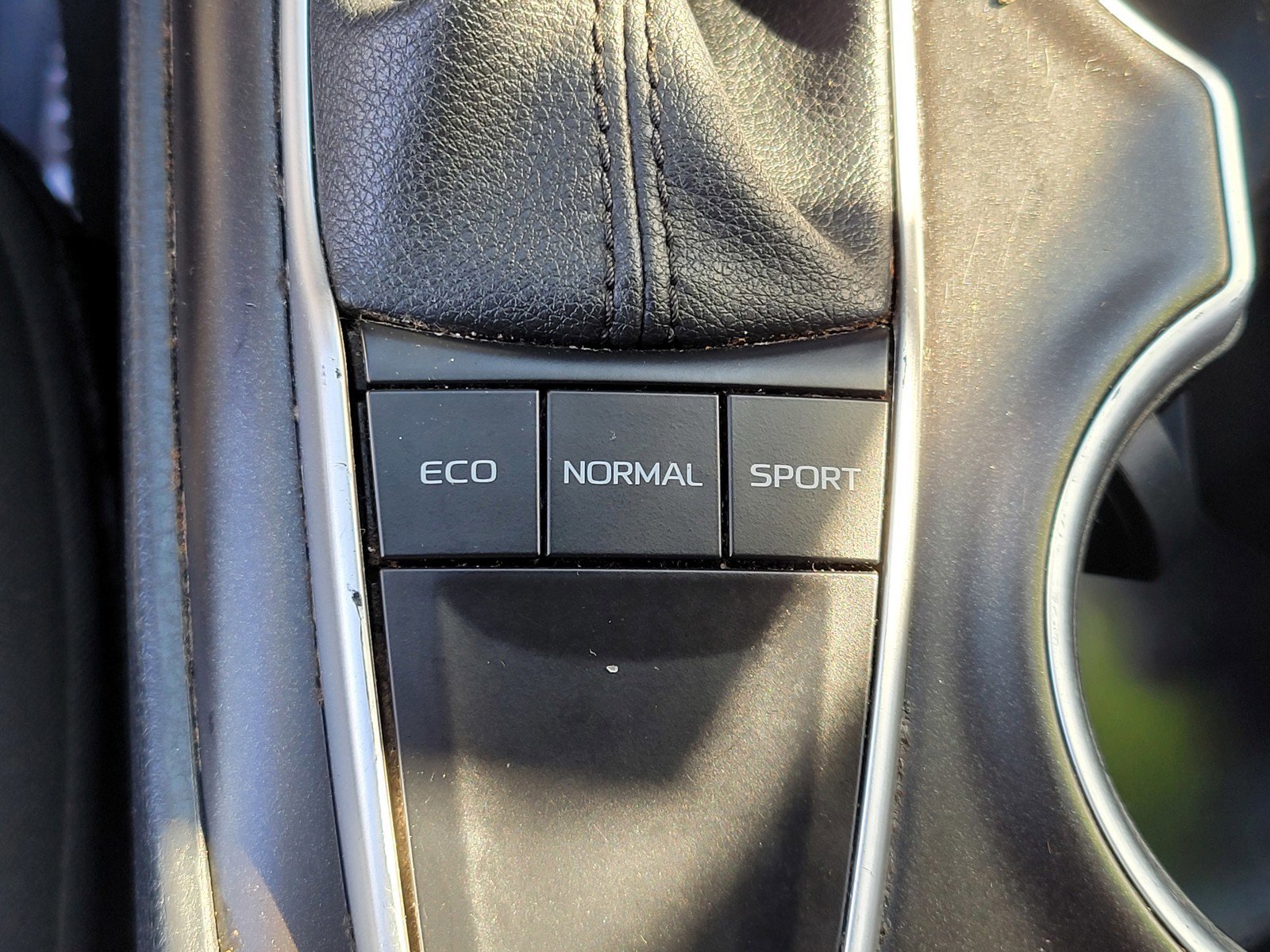 Used 2024 Gray Toyota LE image 23