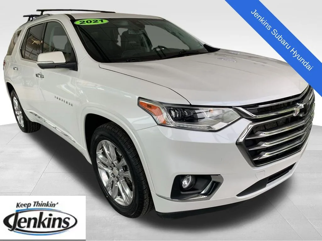 2021 Chevrolet Traverse AWD High Country's photo