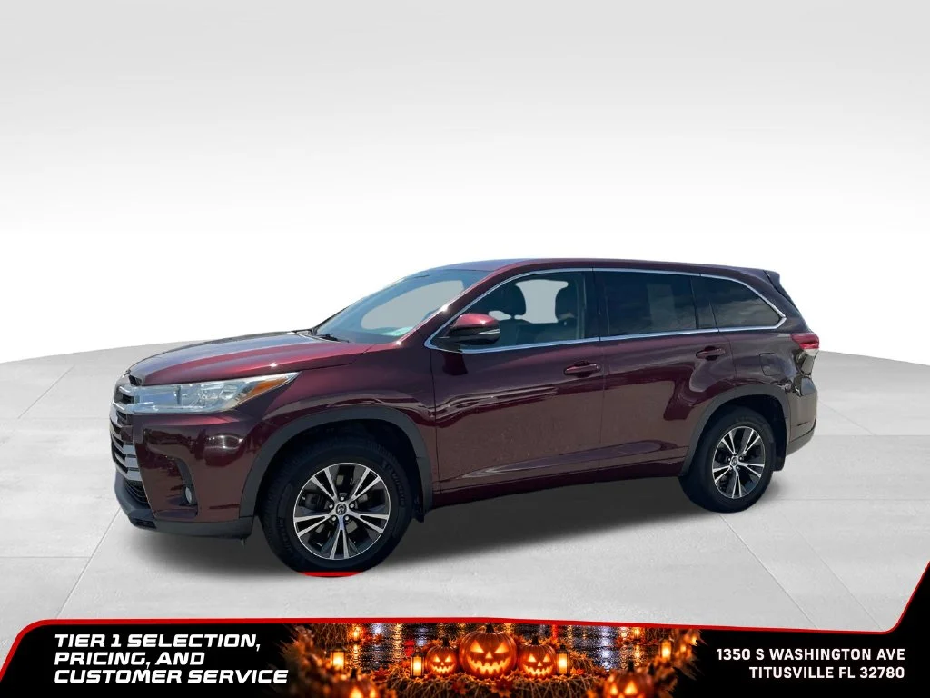 Used 2018 Red Toyota LE Plus image 2