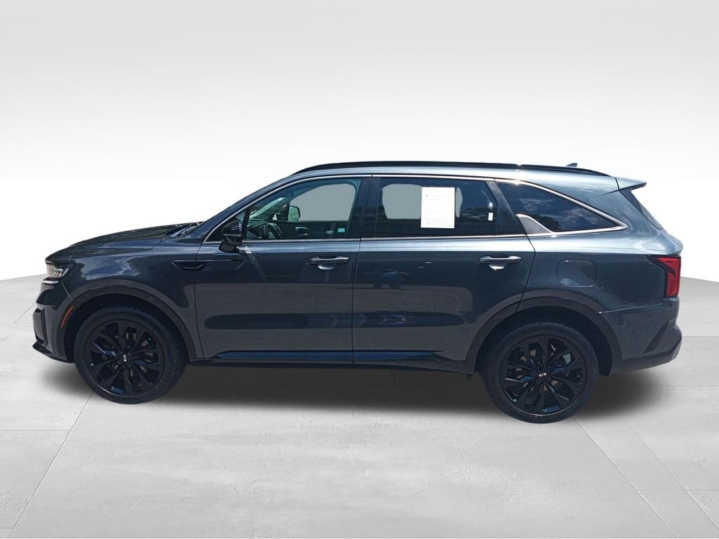 Used 2021 Gray Kia SX image 2