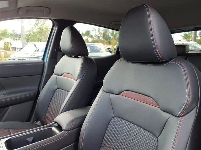 New 2026 Arctic Ice Blue Metallic / Super Black Two-tone Nissan SR image 15