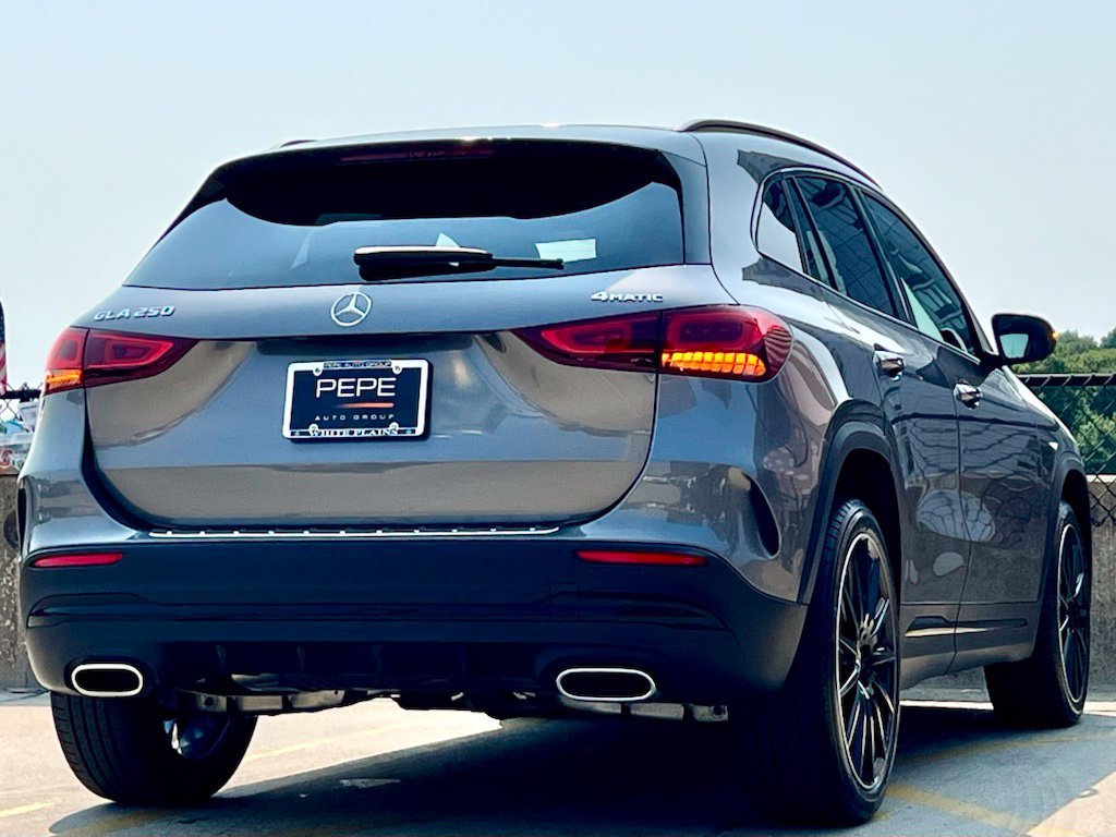 Used 2023  Mercedes-Benz GLA 250 image 6
